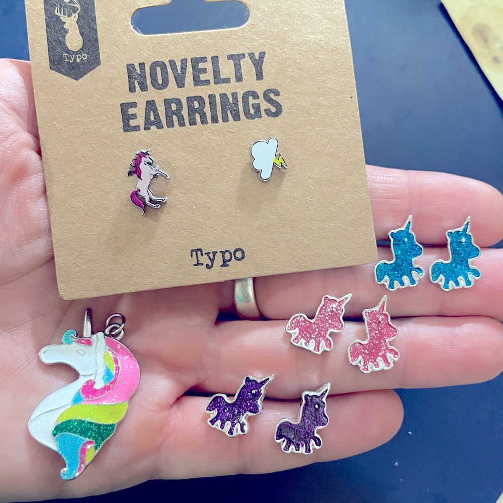 Unicorn earring bundle